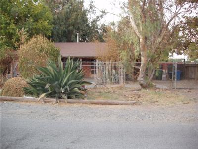 725 7th St, Turlock, CA 95380 photo 1