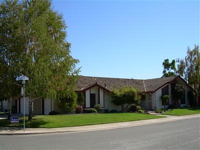 316 Conifer St, Lodi, CA 95242 photo 1