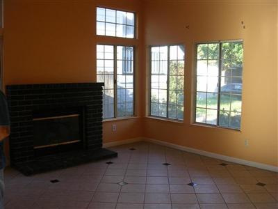 2201 Inglenook Dr, Modesto, CA 95358 photo 2