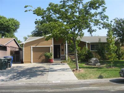 1924 Middleberry Rd, Sacramento, CA 95815 photo 1