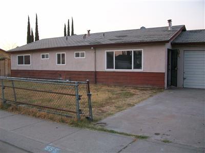 555 E O St, Lathrop, CA 95330 photo 1