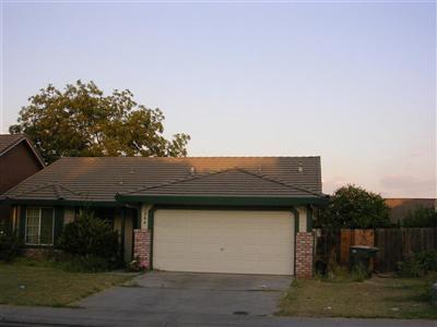 944 Yellow Brick Rd, Modesto, CA 95351 photo 1