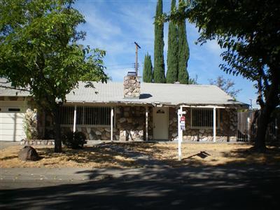 3740 Bolivar Ave, North Highlands, CA 95660 photo 1