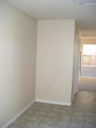 273 Pyramid Ave, Merced, CA 95340 photo 3