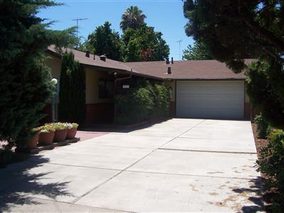 222 Palm Ave, Modesto, CA 95350 photo 1