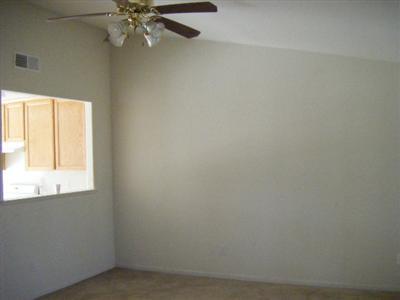 7567 Paige Dr, Winton, CA 95388 photo 4