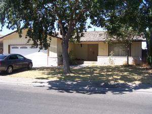 1733 Darwin Ave, Ceres, CA 95307 photo 1