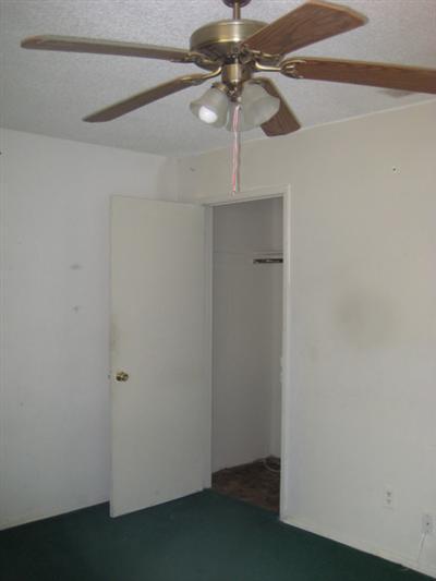 824 Herndon Rd, Modesto, CA 95351 photo 5