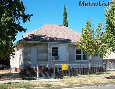 245 E Tokay St, Lodi, CA 95240 photo 1
