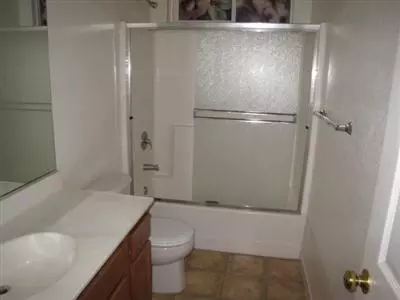 13454 Pipestone St, Lathrop, CA 95330 photo 9