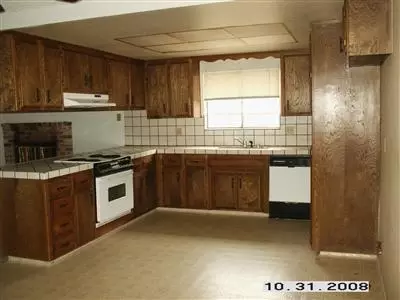 856 Alpine Ave, Manteca, CA 95336 photo 2