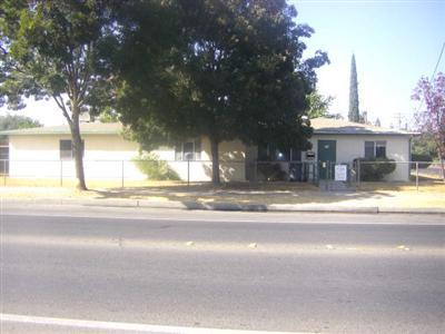 541 R St, Merced, CA 95340 photo 1