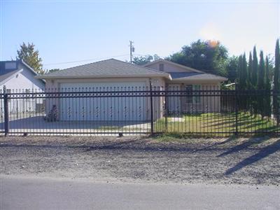 410 Thrasher Ave, Modesto, CA 95354 photo 1