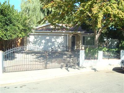 605 Holt Way, Modesto, CA 95351 photo 1