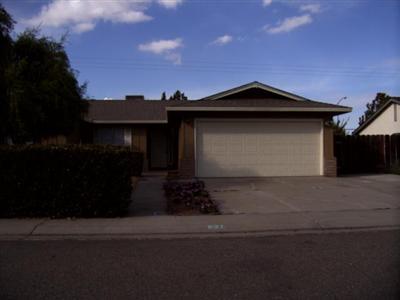 821 Nottingham Dr, Manteca, CA 95336 photo 1