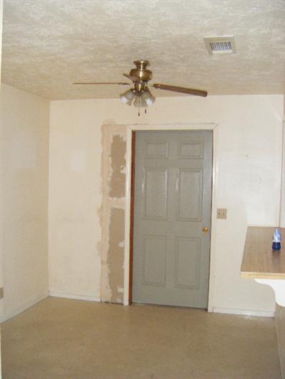 7226 Chablis Ln, Winton, CA 95388 photo 2