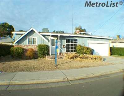 565 E Olive Ave, Merced, CA 95340 photo 1
