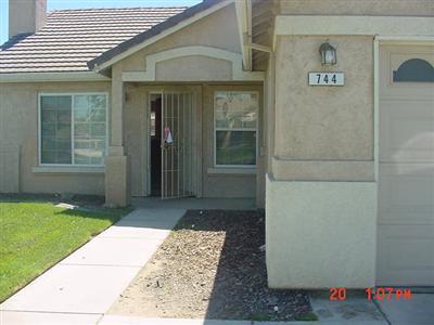 744 Dancer Way, Turlock, CA 95382 photo 1