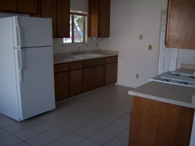 2201 Oak St, Dos Palos, CA 93620 photo 3