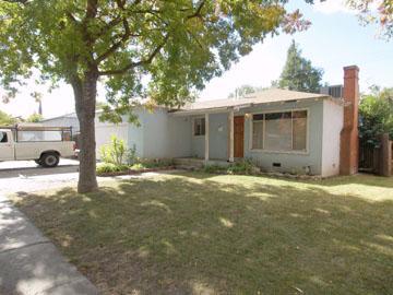 2005 Norman Way, Modesto, CA 95350 photo 1