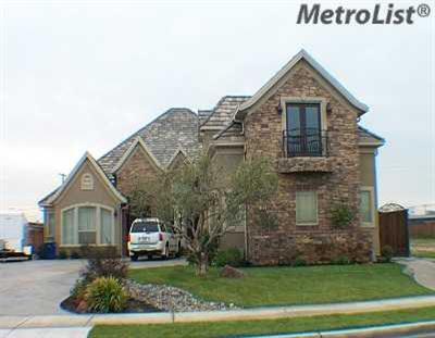 2912 Canyon Dr, Modesto, CA 95351 photo 1