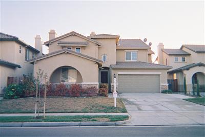 1328 Thoroughbred St, Patterson, CA 95363 photo 1