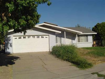 2120 Virgilia Ln, Olivehurst, CA 95961 photo 1