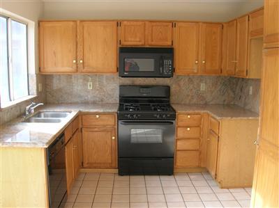 804 Fall River Dr, Modesto, CA 95351 photo 4