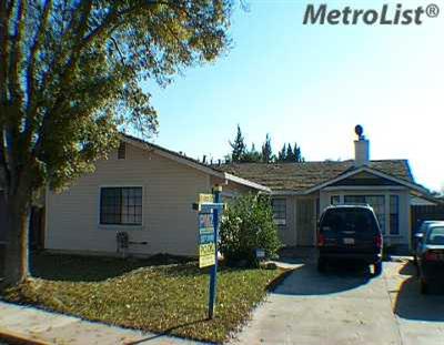 380 Arambel Dr, Patterson, CA 95363 photo 1