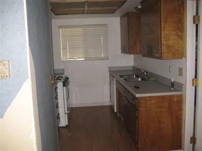 34 E Wallis Ave, Gustine, CA 95322 photo 2