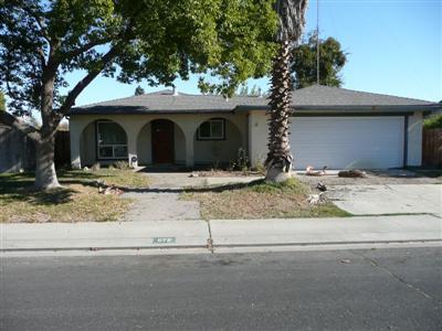 672 Ebbetts Ave, Manteca, CA 95337 photo 1