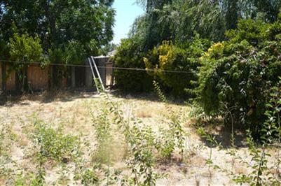 3105 Crownview Dr, Ceres, CA 95307 photo 2