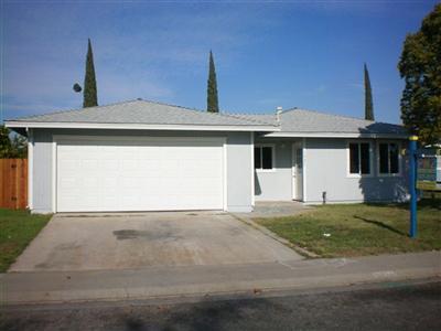 1321 Lindstrom Ave, Modesto, CA 95351 photo 1