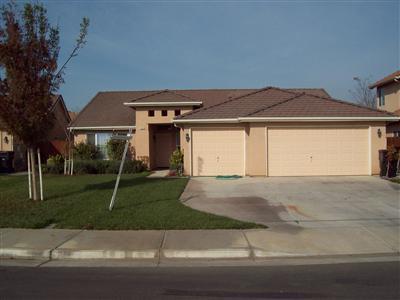 1703 Via Lombardy, Gustine, CA 95322 photo 1