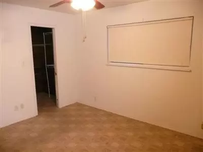 221 E 20th St, Tracy, CA 95376 photo 9