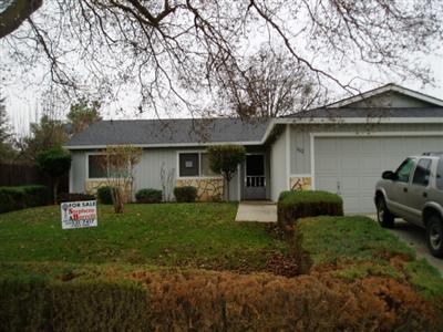 662 Periwinkle Dr, Patterson, CA 95363 photo 1