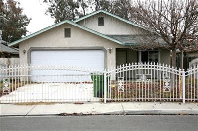 285 Lewis St, Turlock, CA 95380 photo 1