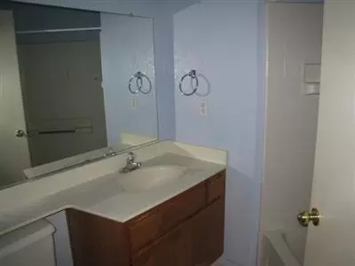 919 Park Ave, Manteca, CA 95337 photo 4