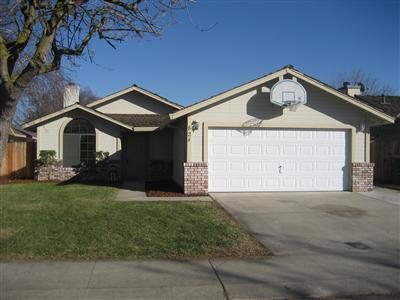 824 Deer Park Dr, Modesto, CA 95358 photo 1