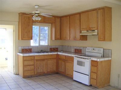 336 W 25th St, Merced, CA 95340 photo 2
