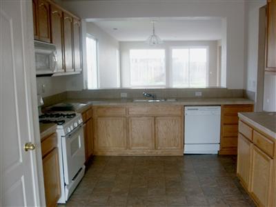 409 Niemann St, Winters, CA 95694 photo 2