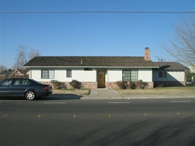 899 E Linwood Ave, Turlock, CA 95380 photo 1