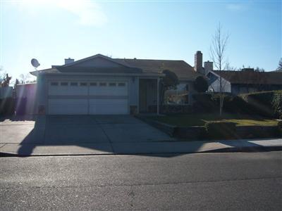 608 Loreli Ln, Patterson, CA 95363 photo 1