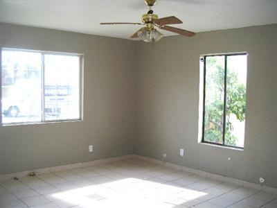 555 W 8th St, Merced, CA 95341 photo 2