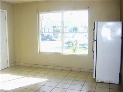 555 W 8th St, Merced, CA 95341 photo 4