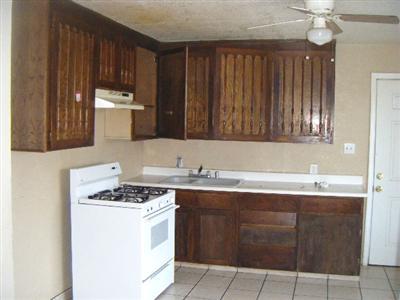555 W 8th St, Merced, CA 95341 photo 3