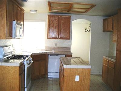 68 Via Borrelli, Gustine, CA 95322 photo 2