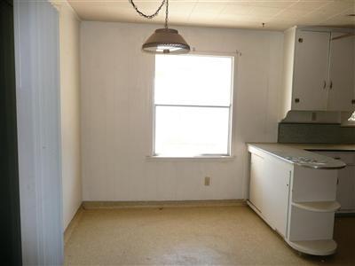 285 E 19th St, Merced, CA 95340 photo 5