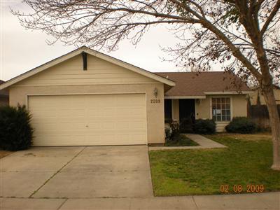 2209 Manhattan Way, Modesto, CA 95358 photo 1
