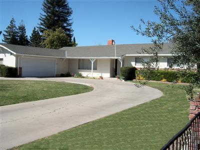 1101 E Rumble Rd, Modesto, CA 95350 photo 1